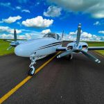 2002 Beechcraft Baron B58  oferta Bimotor Pistão